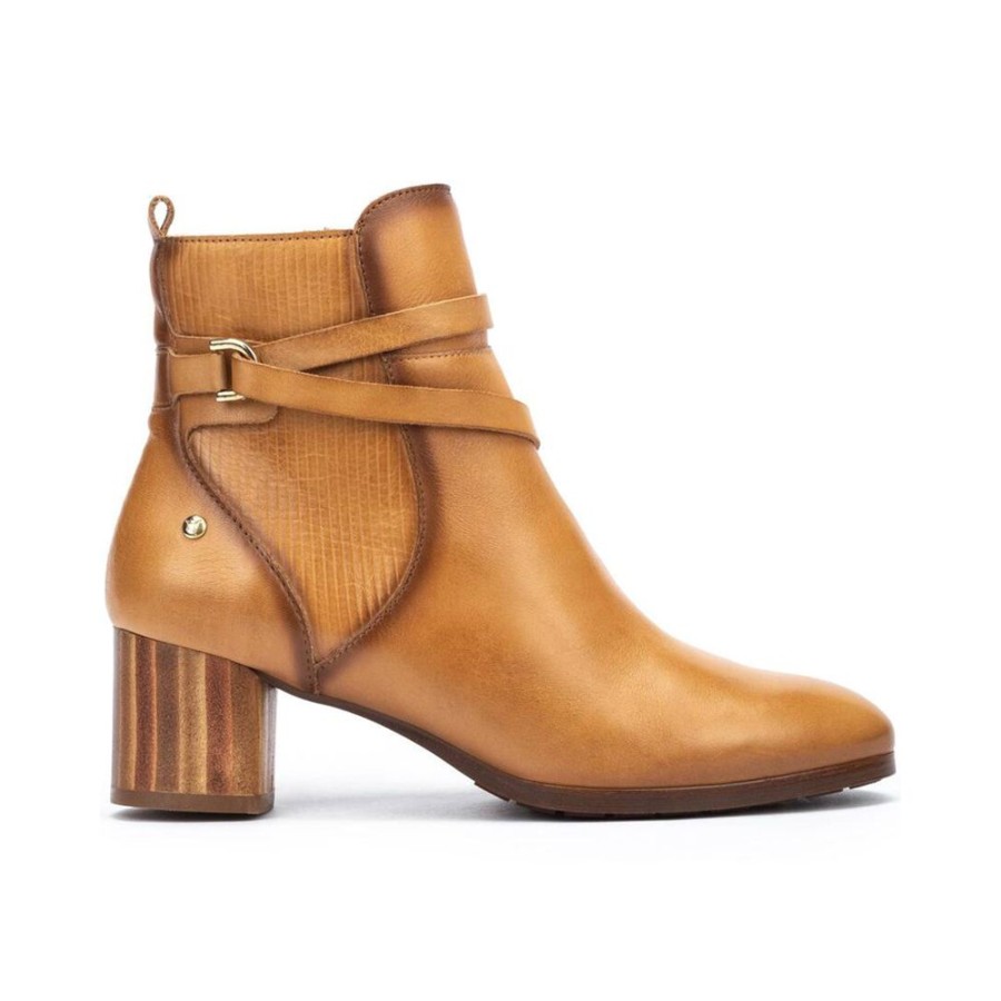 Pikolinos Calafat W1Z 8841 Almond | Boots