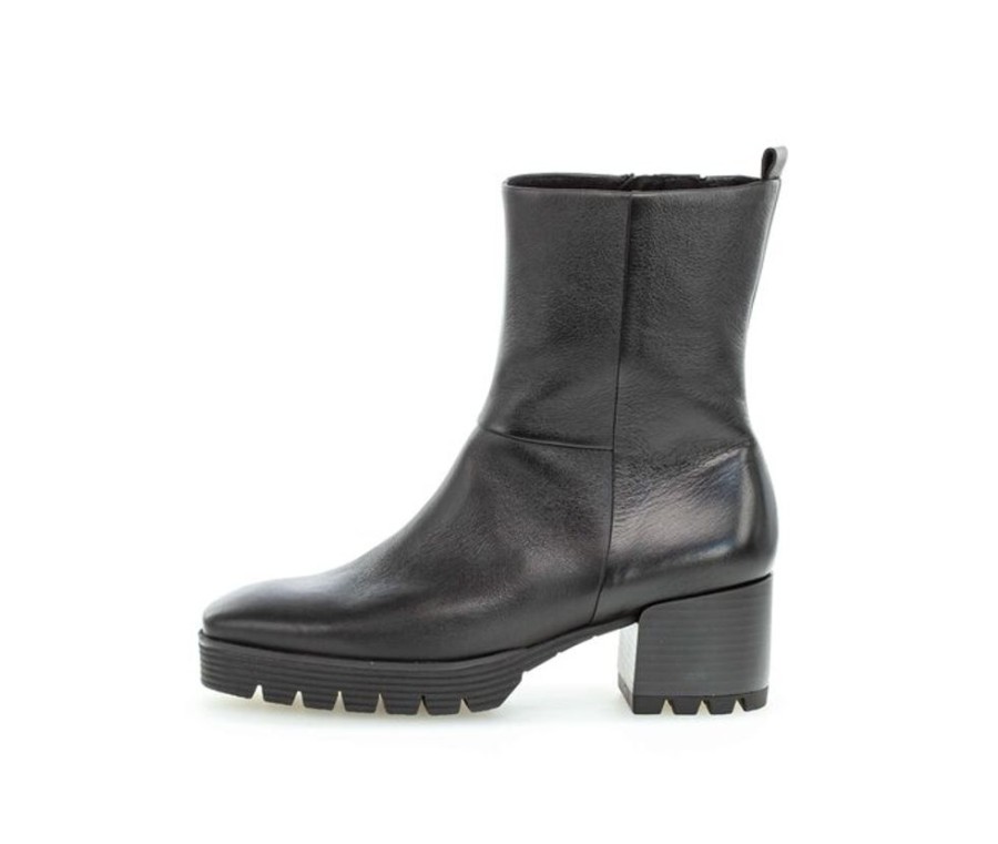 Gabor 92.833.572 Black | Boots