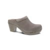 Dansko Sammy Taupe Nubuck Women'S | Clogs