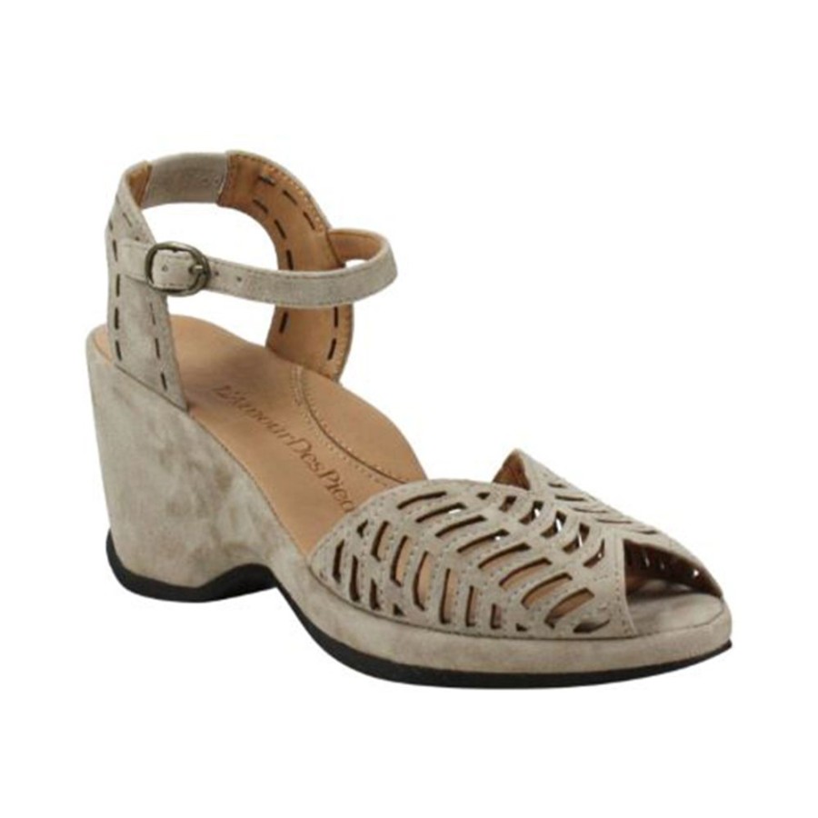 L'Amour des Pieds Oanez Taupe Suede | Sandals