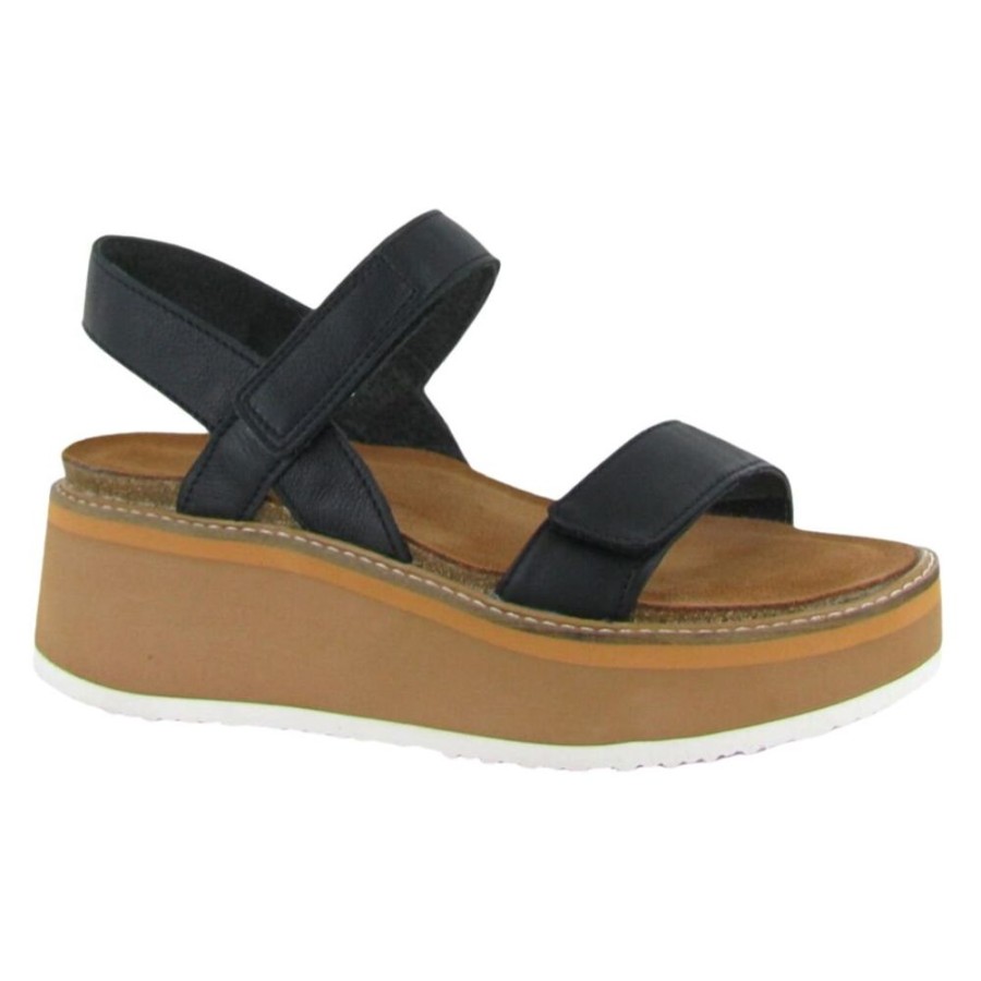 Naot Meringue Soft Black | Sandals