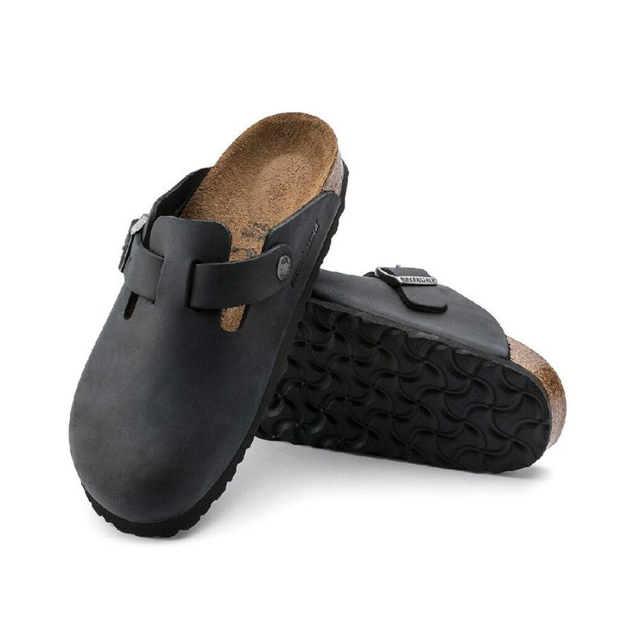 Birkenstock Boston Black Oiled Regular Width Hard Footbed | Clogs